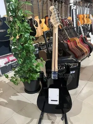 Squire by Fender Guitar