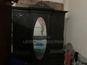Antique Thekka Almirah