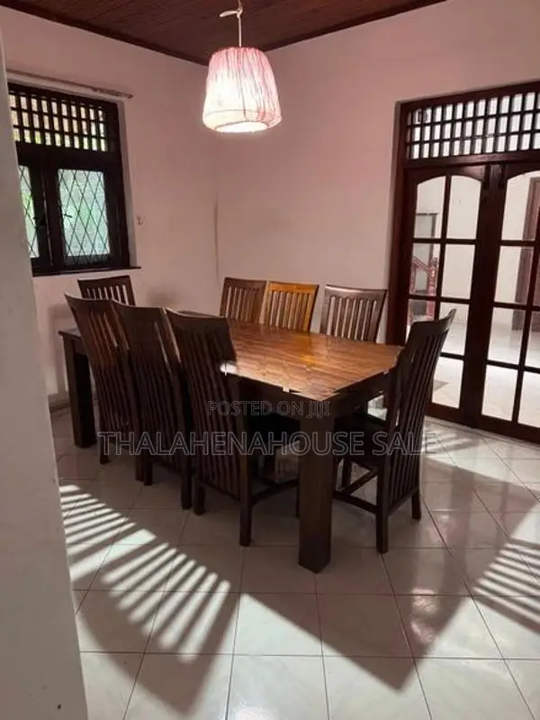 Dining Table with 8 Chairs