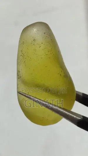 Gem Rare Stone 20ct Sri Lanka