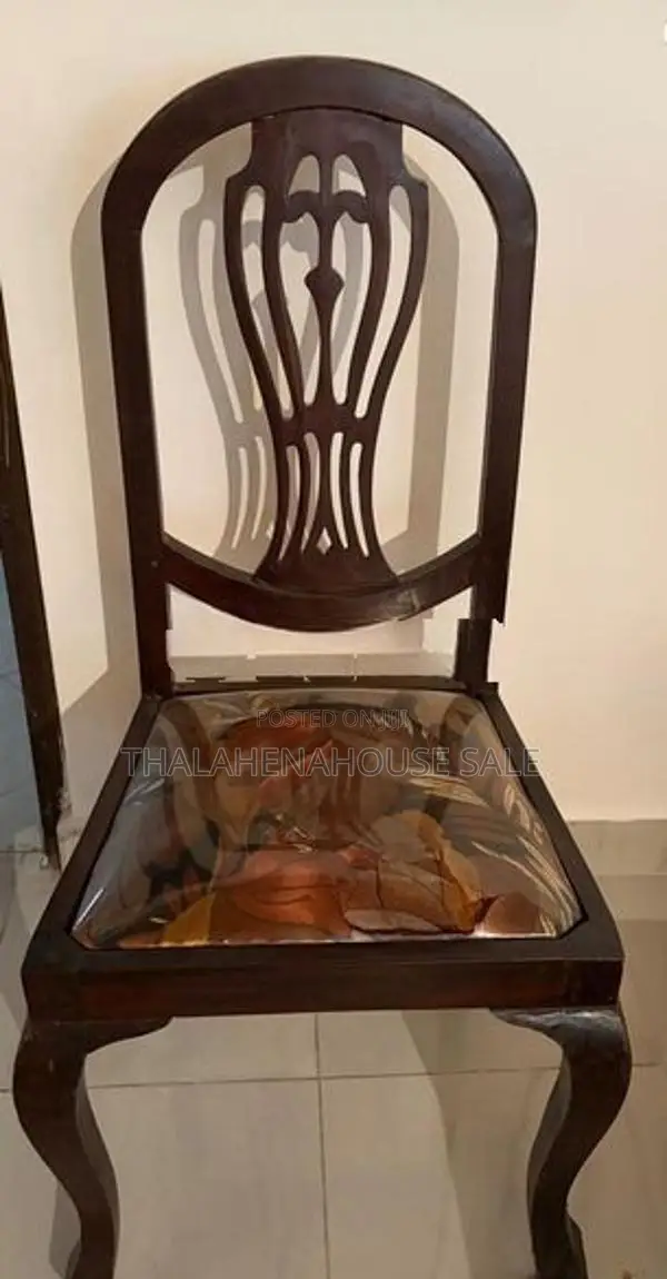4 Dining Chairs