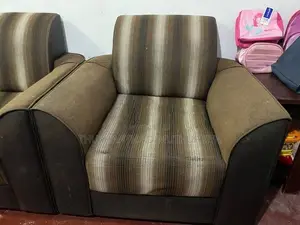 Damro Sofa Set