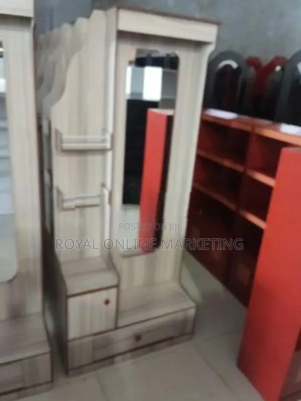 Dressing Table (D-4)