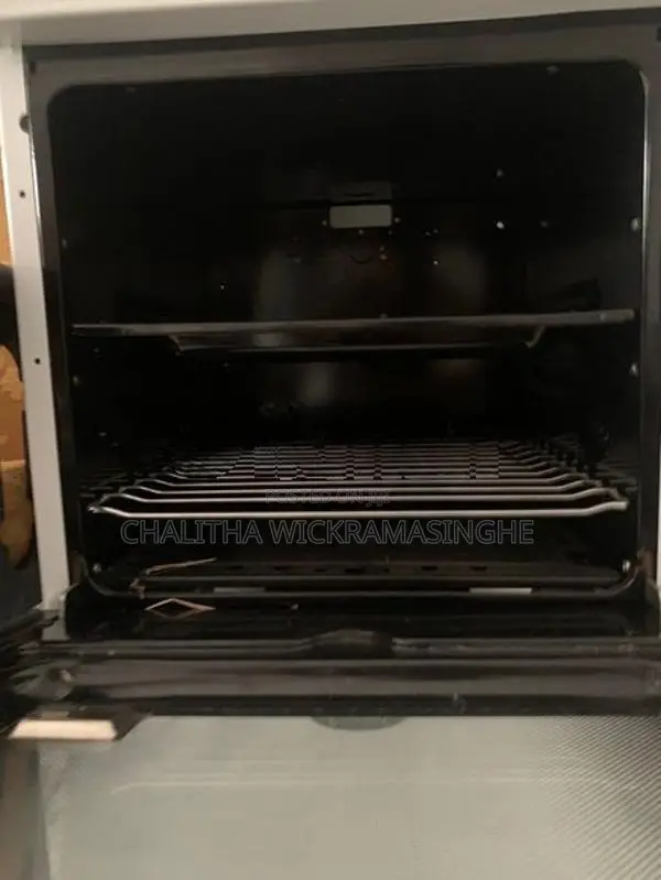 4-burner gas cooker + oven