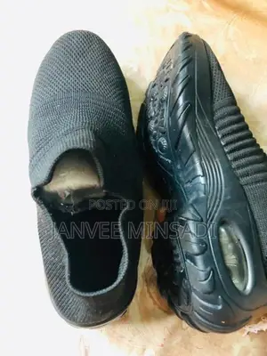 Black Air Cushion Slip-On Sneakers