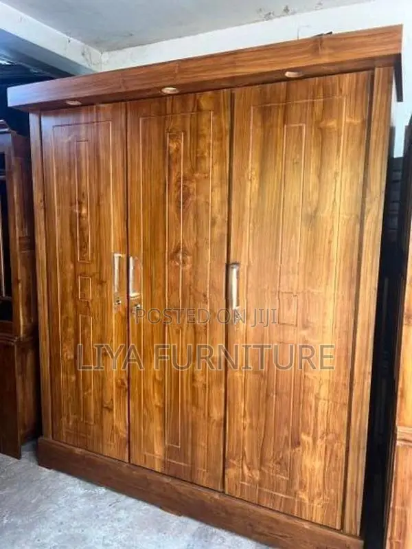 3 Door Teak Wardrobe -Li 80