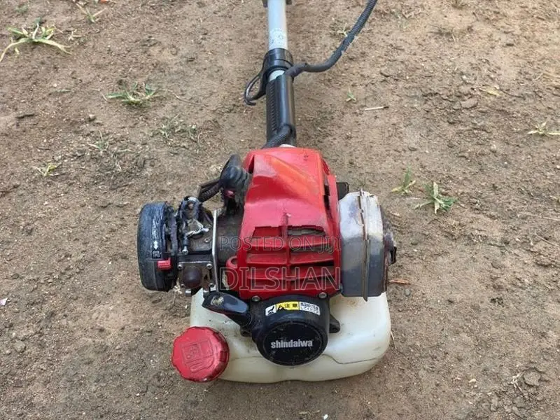 Grass Cutter Machine