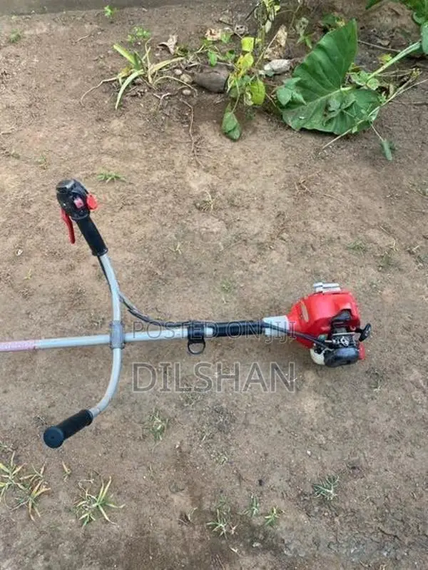 Grass Cutter Machine