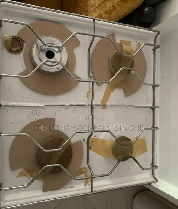 4-burner gas cooker + oven