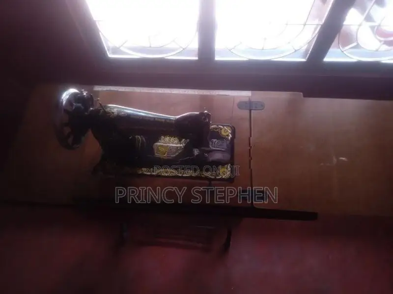 Singer sewing machine