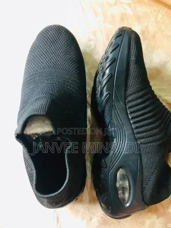 Black Air Cushion Slip-On Sneakers