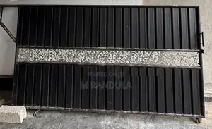 Sliding Gate