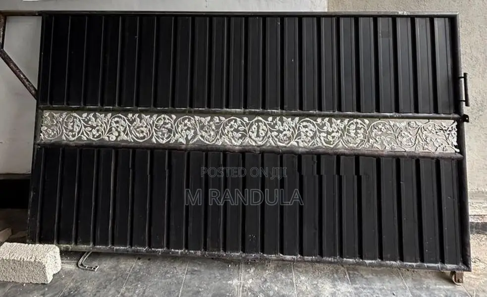 Sliding Gate