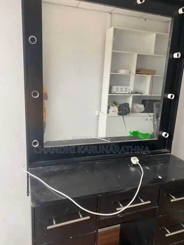 Dressing table
