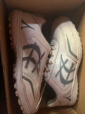 Sports Shoe