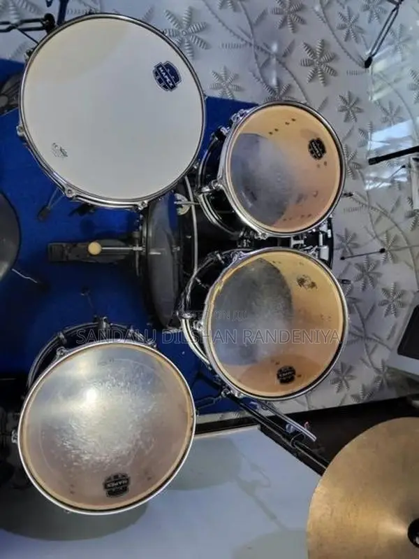 Mapex full drum kit