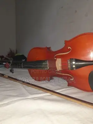 Super Lark Violin