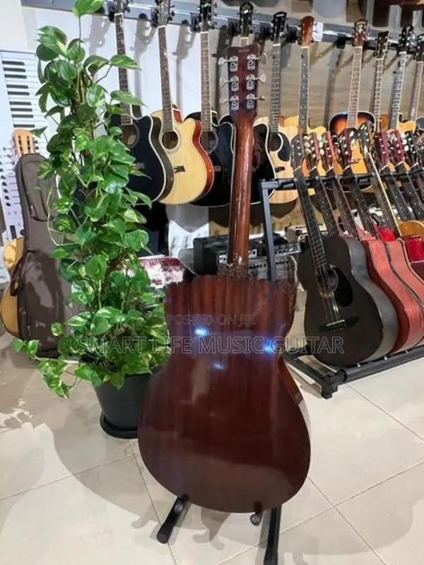 Yamaha Japan Acoustic Guitar