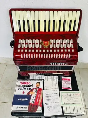 Tombo Accordion 32 Bass