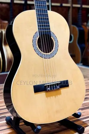 Box Guitar