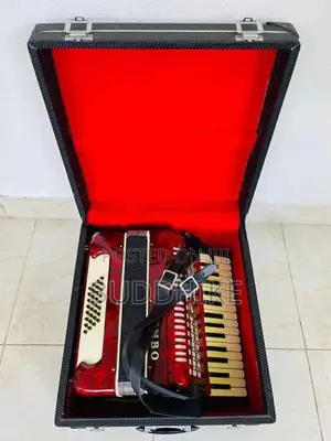 Tombo Accordion 32 Bass