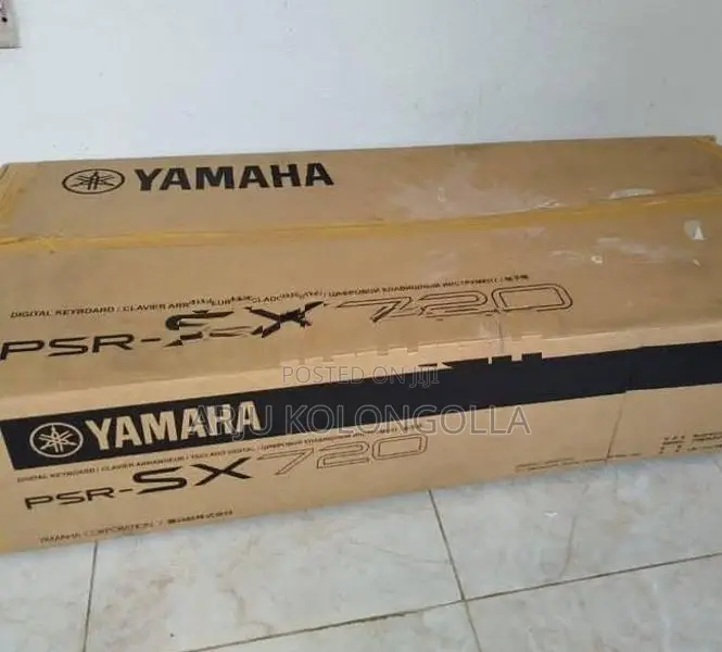 Yamaha Psr SX720 Keyboard
