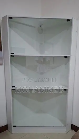 CABINET / SHOWCASE