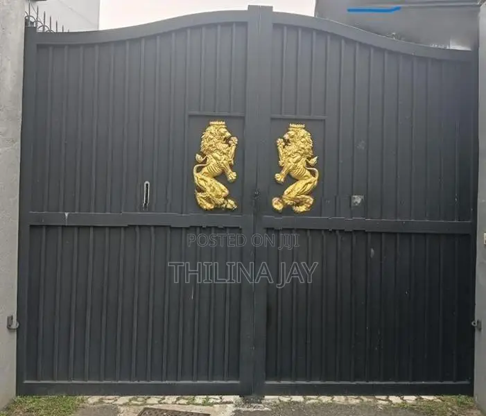 Swing Gate