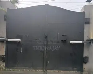 Swing Gate