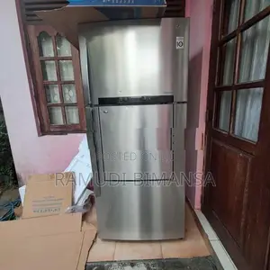 LG Smart inverter threedoor 6' refrigerator