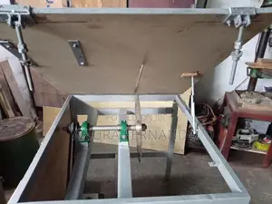 Wood cutting machine