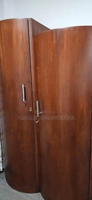 Almyrah with Dressing table