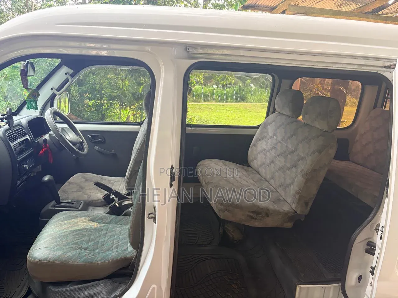 Suzuki EV 2000 White