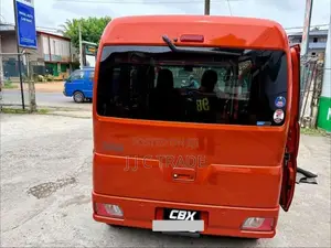 Toyota Pixis 2025 Van (Used)