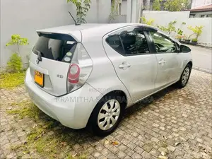 Toyota Aqua G Grade 2013 Car (Used)