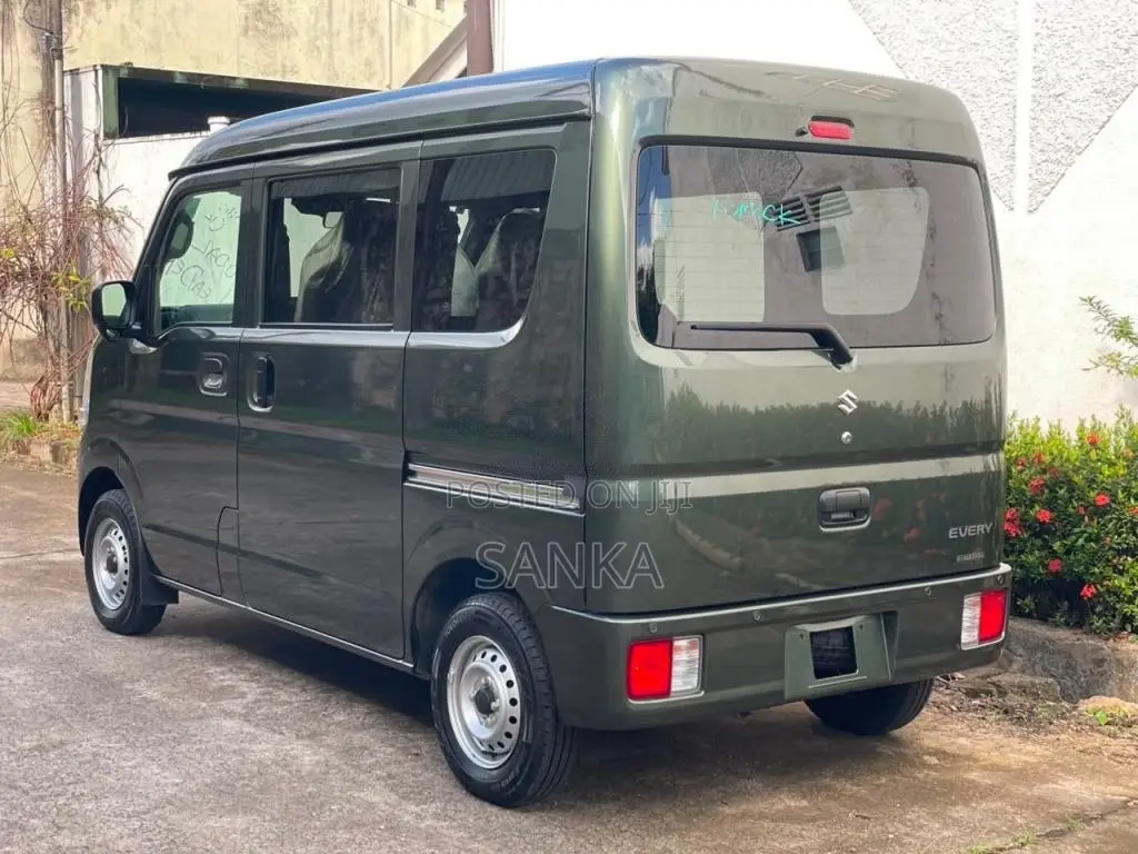 Suzuki Every 2025 Van Unregistered (Recondition)