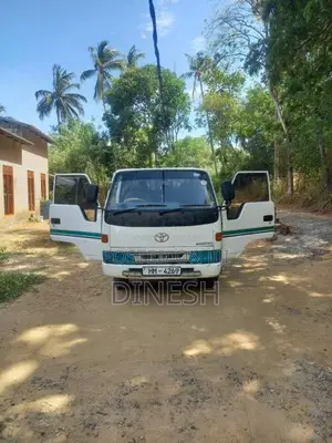 Toyota TOYOACE 2003 Crew Cab (Used)