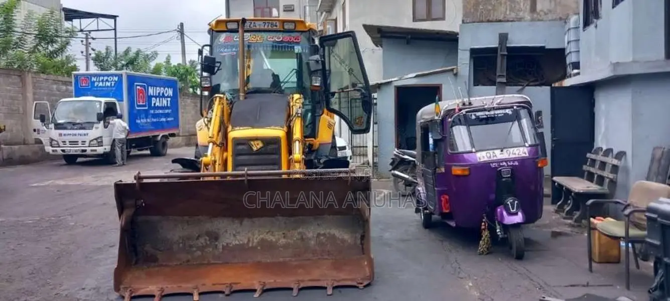 JCB 3CX 2003 Heavy-Duty (Used)