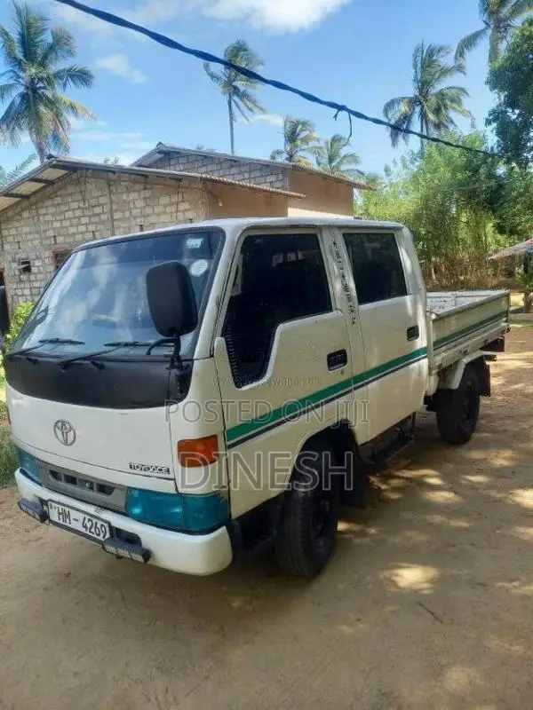 Toyota TOYOACE 2003 Crew Cab (Used)