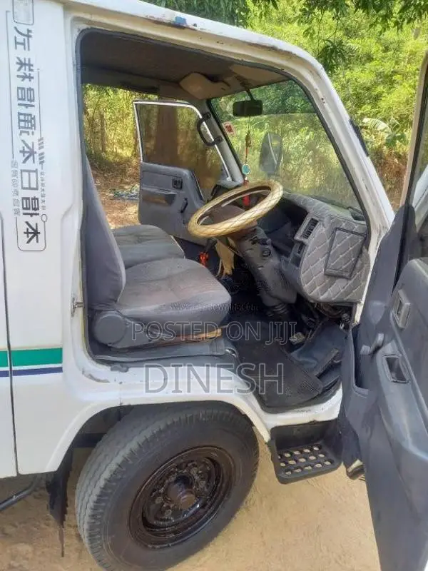 Toyota TOYOACE 2003 Crew Cab (Used)