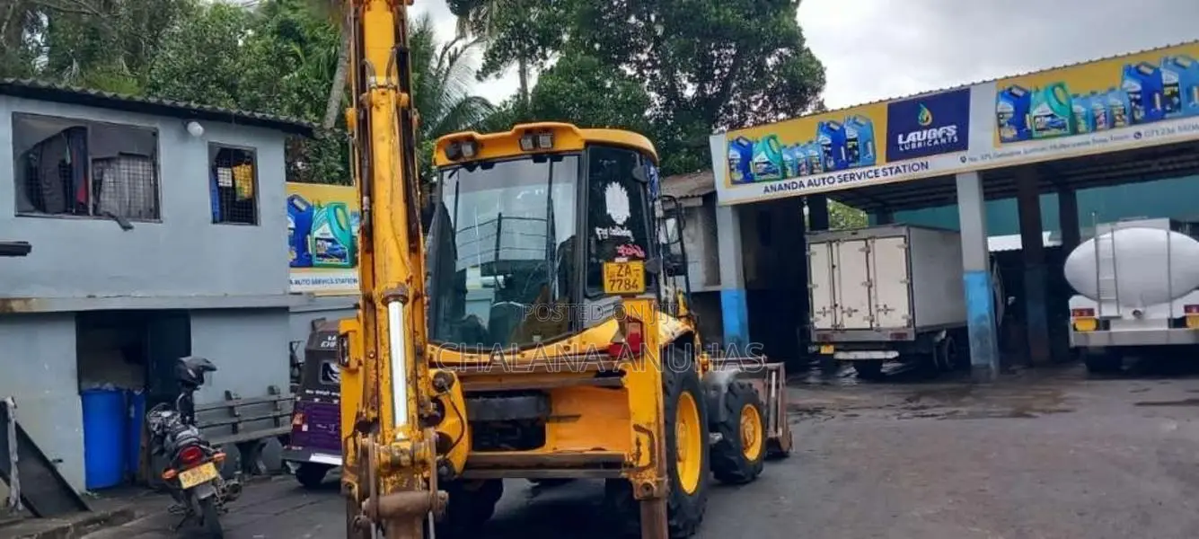 JCB 3CX 2003 Heavy-Duty (Used)