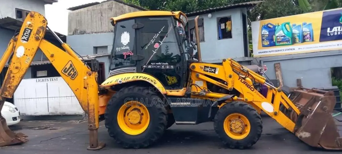JCB 3CX 2003 Heavy-Duty (Used)