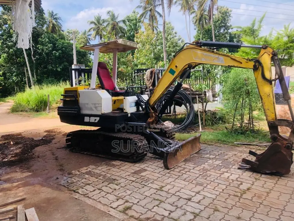 Yanmar B27 Weta Model 2021 Heavy-Duty (Used)