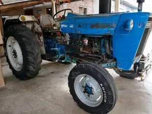 Ford 3000 2000 Tractor (Used)