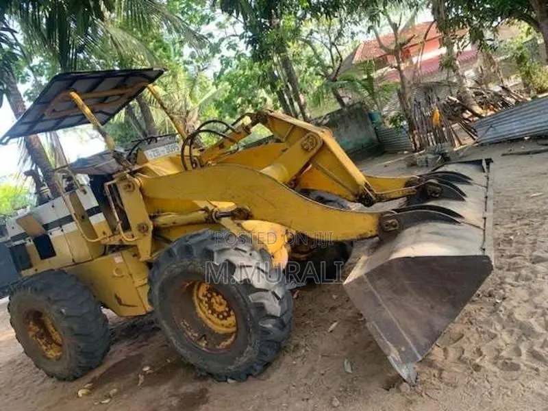 Komatsu 5- 2022 Heavy-Duty (Used)