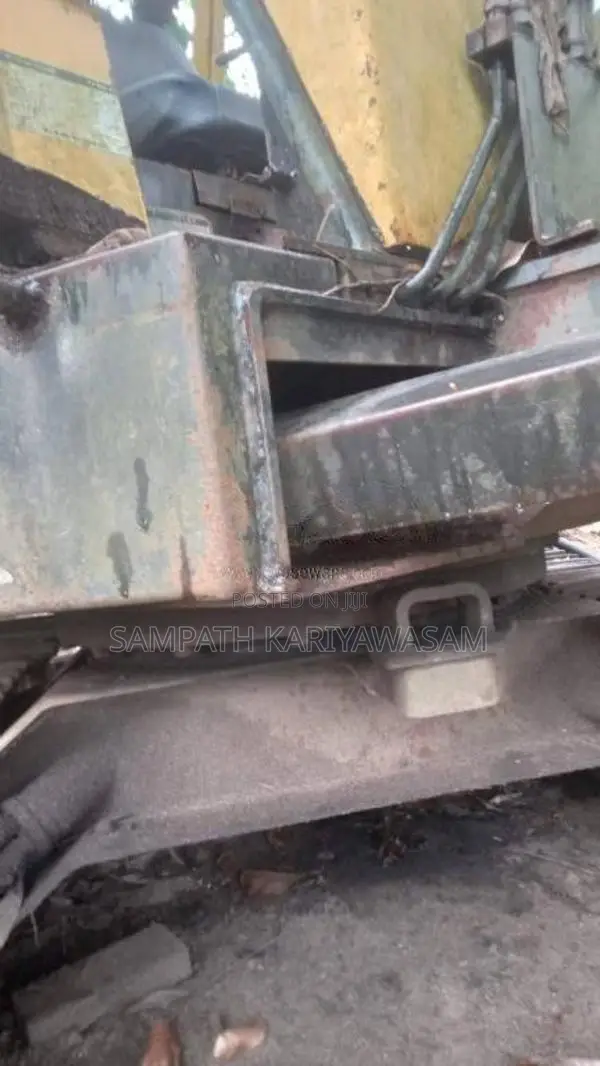 Kubota DC68 2014 Tractor (Used)