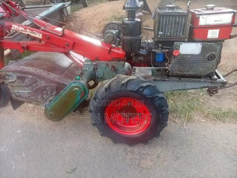 Kubota Esgroo 2008 Tractor (Used)