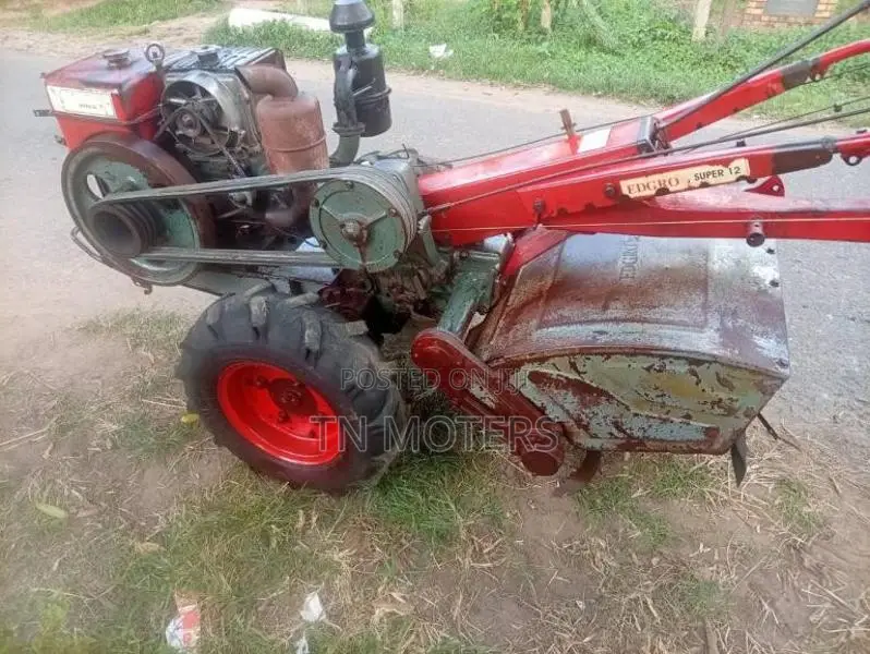 Kubota Esgroo 2008 Tractor (Used)