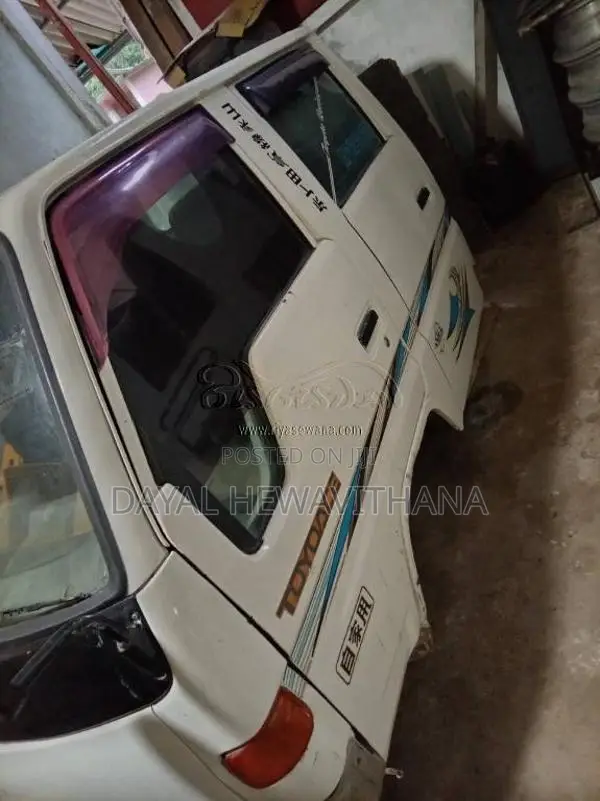 Toyota TOYOACE 2010 Crew Cab (Used)