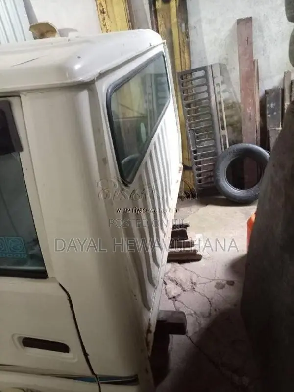 Toyota TOYOACE 2010 Crew Cab (Used)